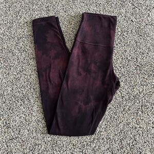 Lululemon Aligns Diamond Dye